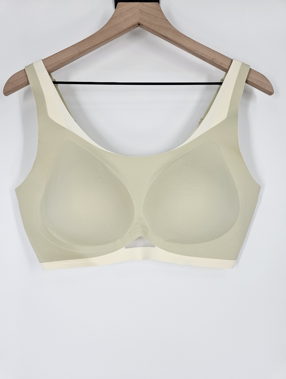 Forlest Sage And Cream Two Tone Bra Size 4X NWT